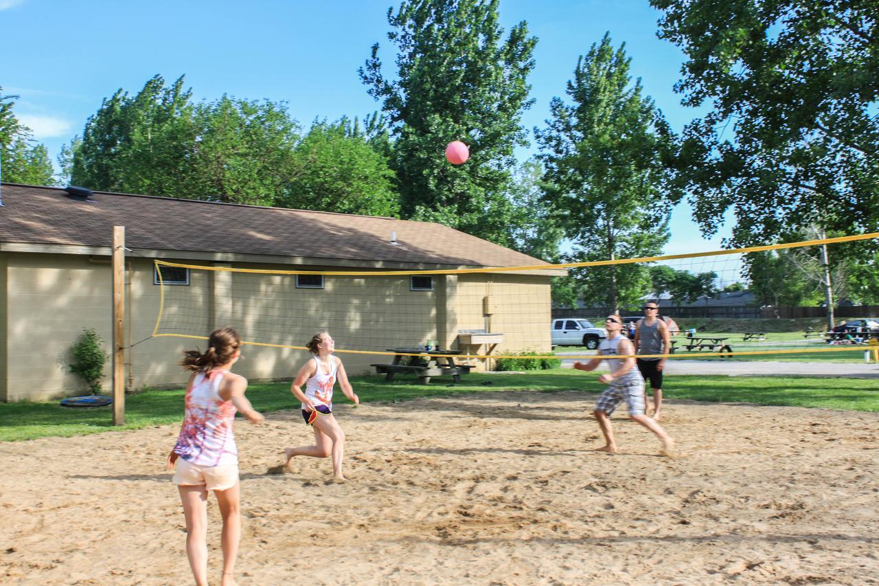 Sandusky Koa Holiday Campground Hotel Bagian luar foto