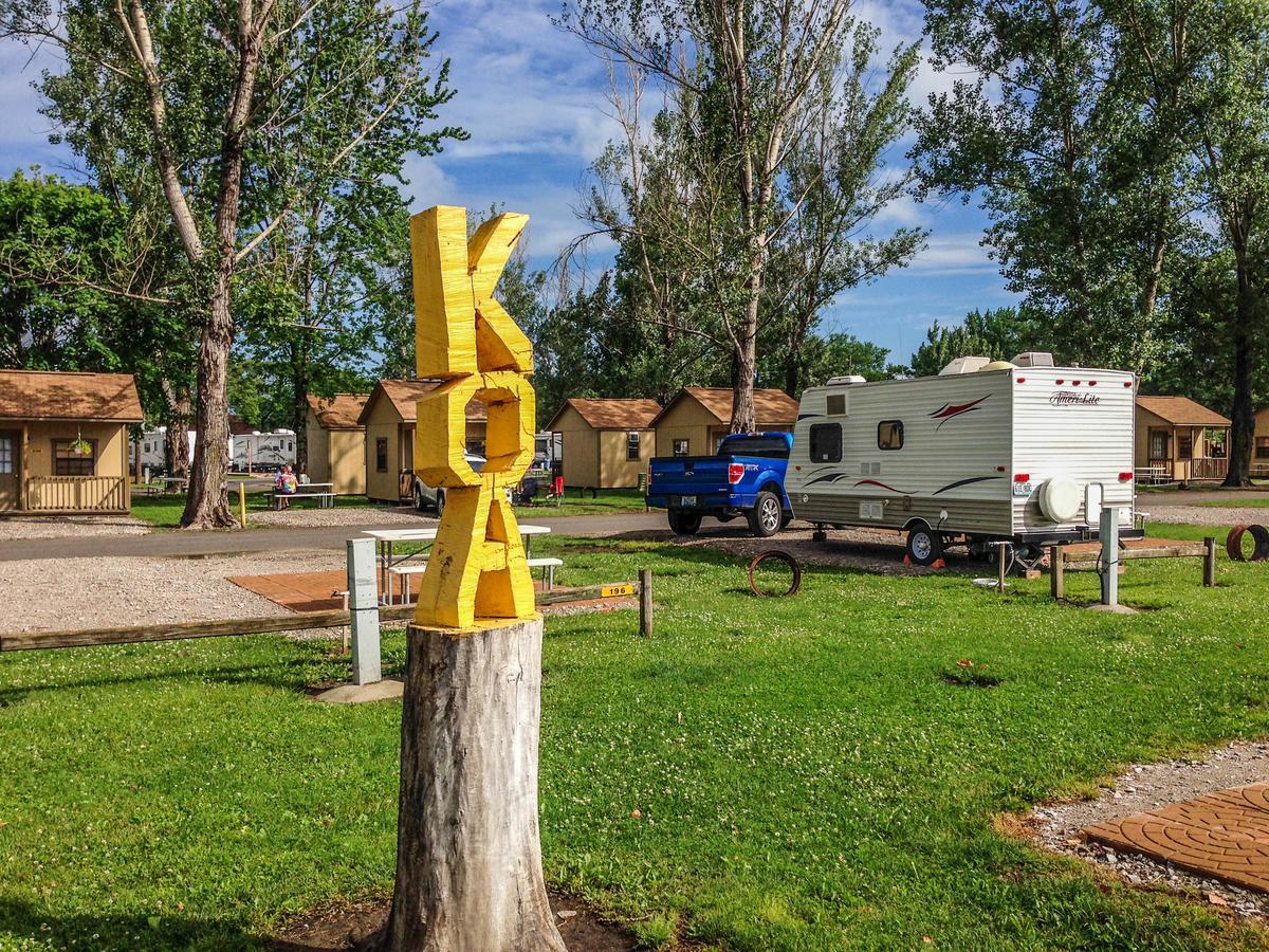 Sandusky Koa Holiday Campground Hotel Bagian luar foto