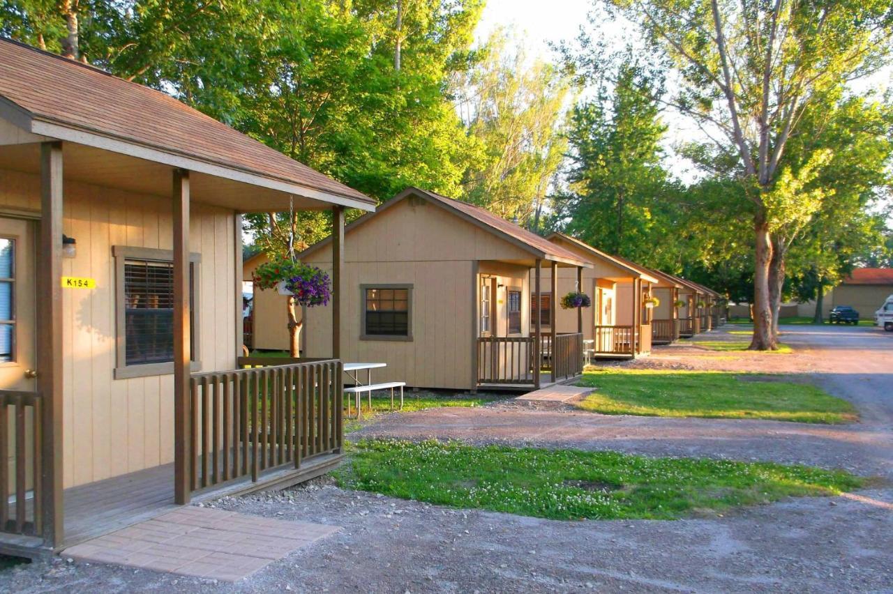 Sandusky Koa Holiday Campground Hotel Bagian luar foto