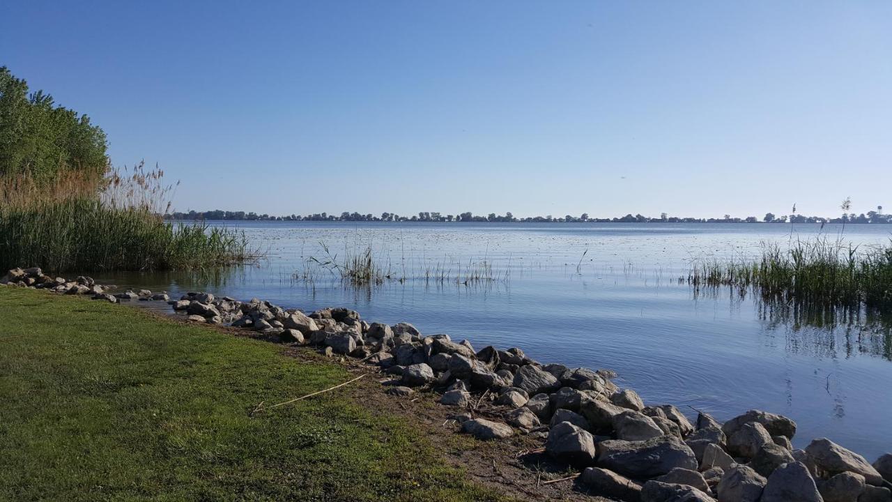 Sandusky Koa Holiday Campground Hotel Bagian luar foto